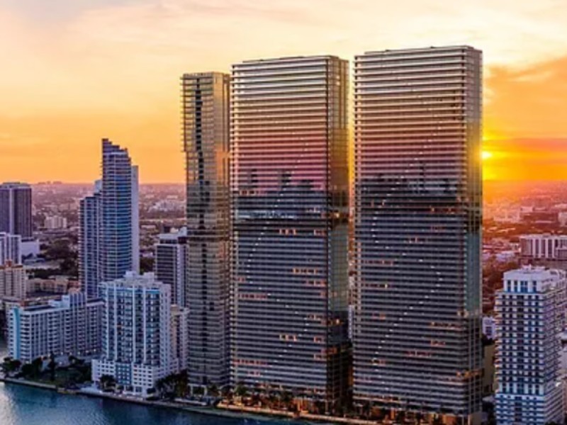 708 Northeast 24th Street - Florida - Miami - 33137
